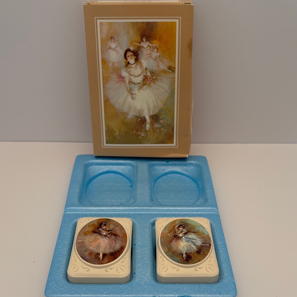 VTG Avon Beauty in Motion Ballerina Soap Set.